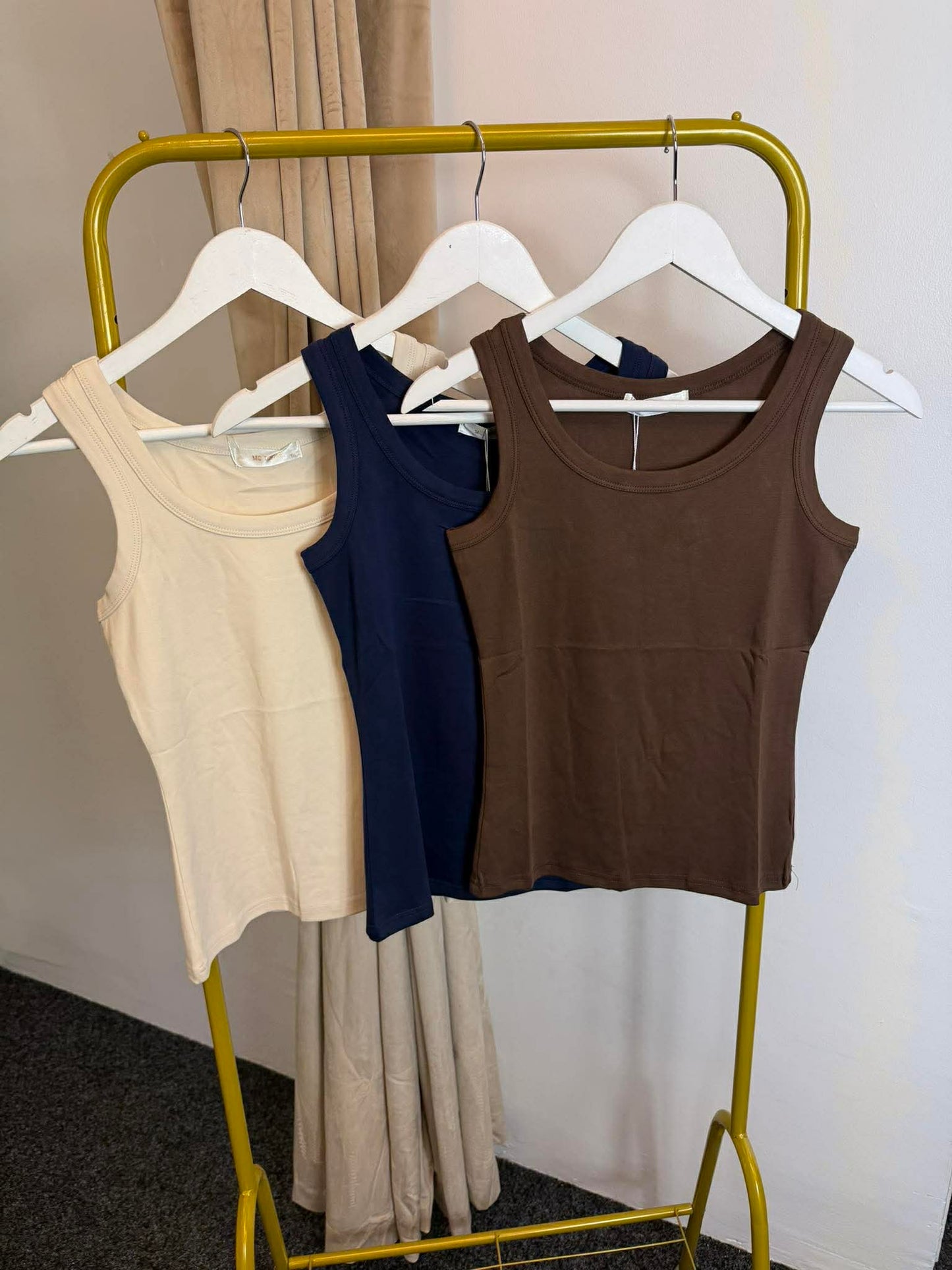 Vest tops