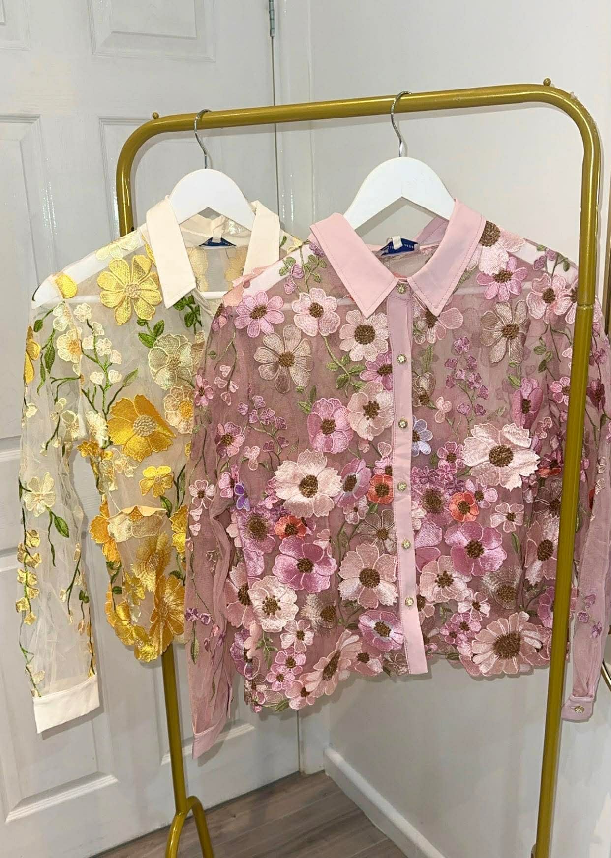 Detailed petal blouse