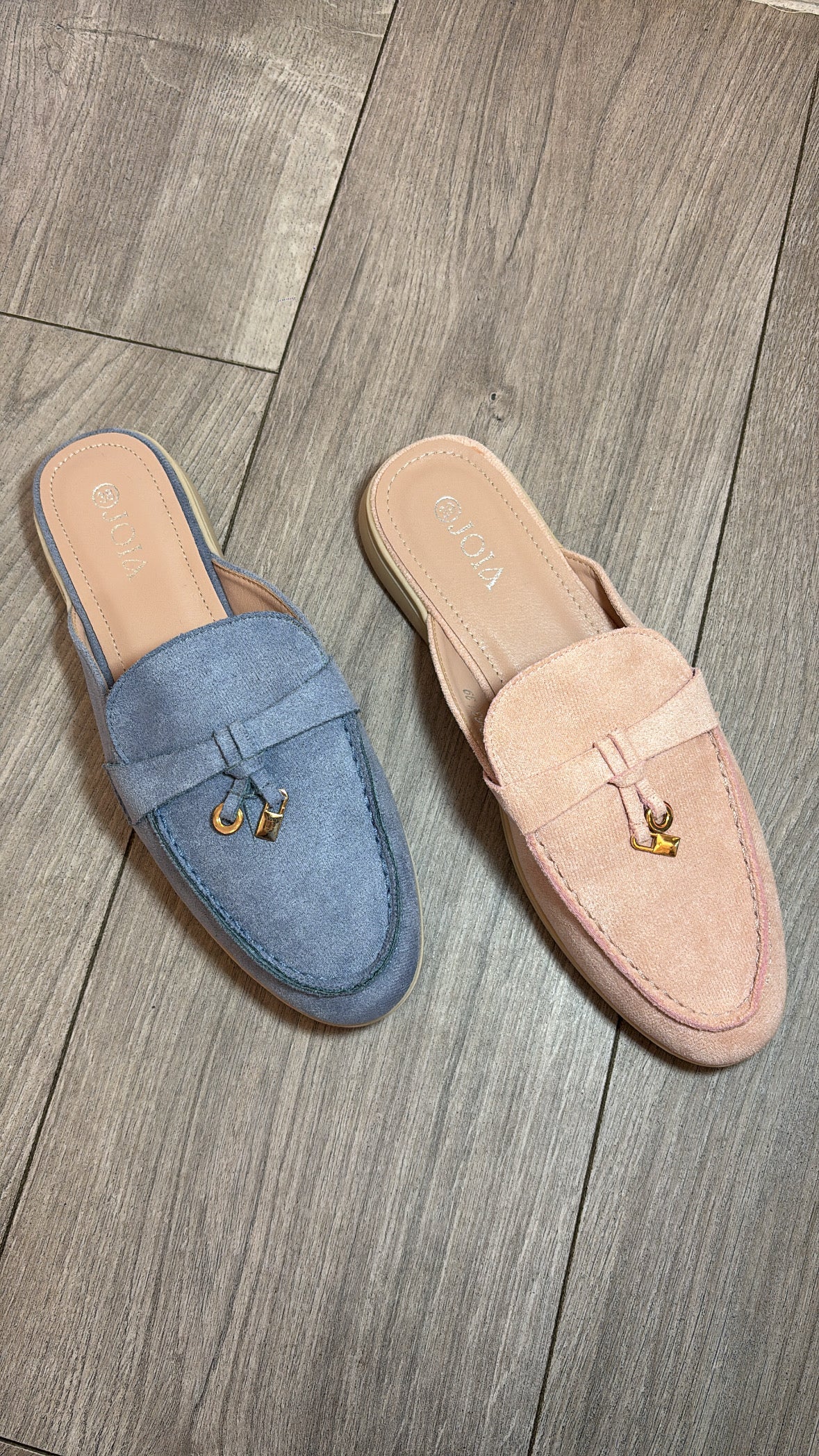Suede shoe